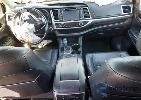 2018 Toyota Highlander Limited z USA, uszkodzony, nr VIN 5TDYZRFH1JS249223